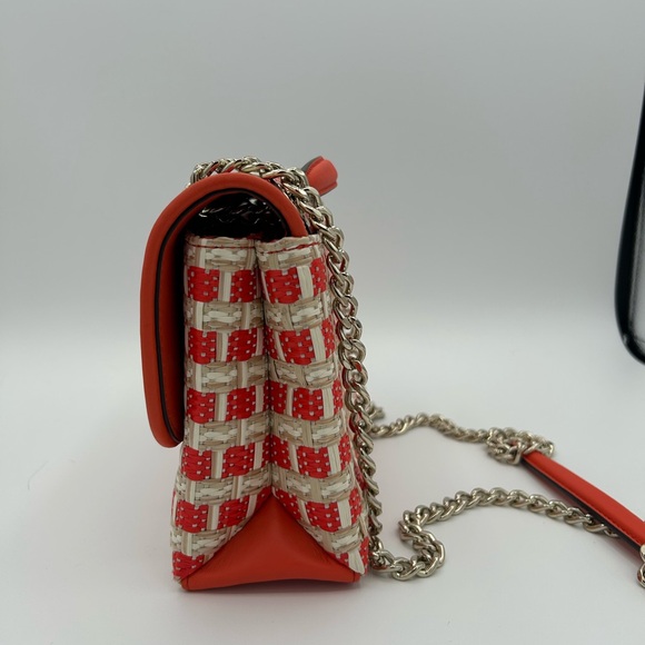 Kate spade Stylish Red and Cream Shoulder Bag - Picture 8 of 8